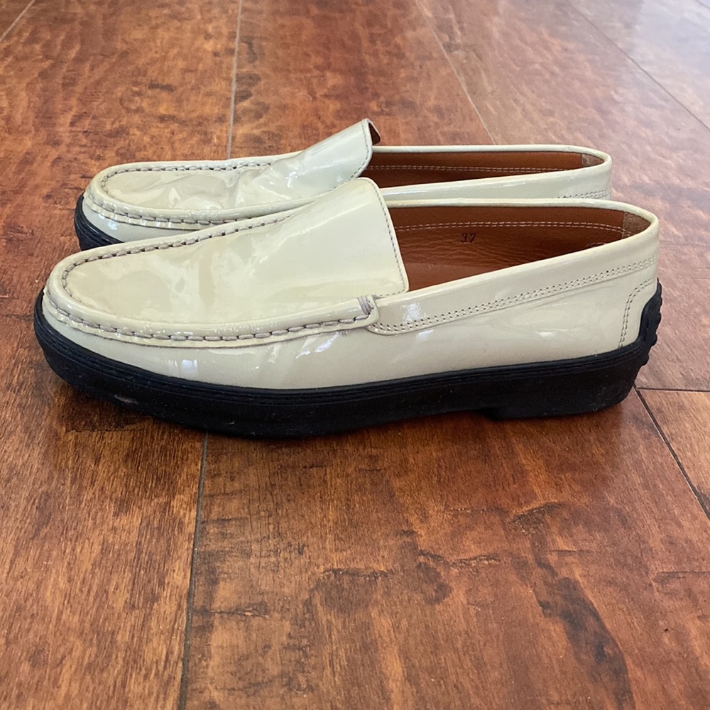 Tod’s driving shoes in shiny patent leather - sz. 37